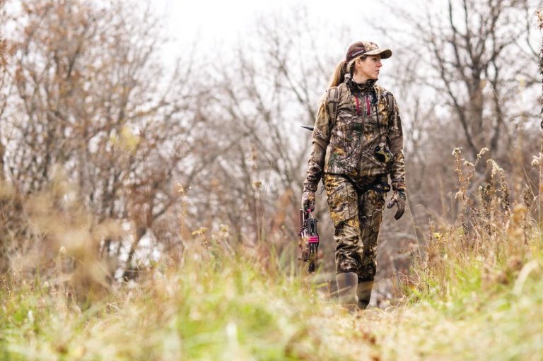 How to Dress for Deer Hunting