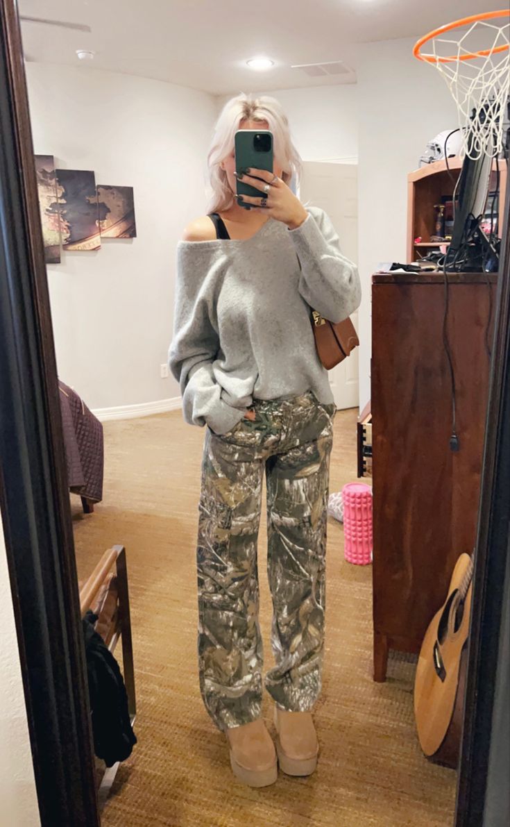 Hunting Pants Outfits for Women